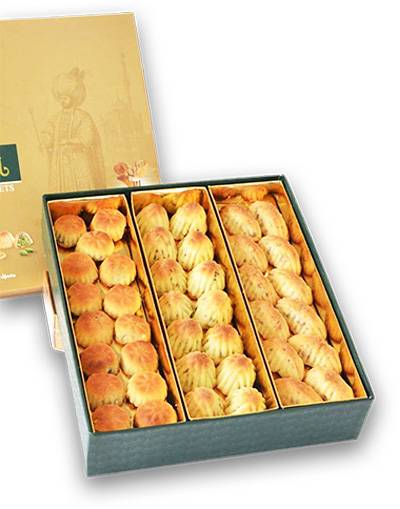 Al Sultan Sweets Mixed Maamoul, 1000g.
Date, Pistachio and Walnut 